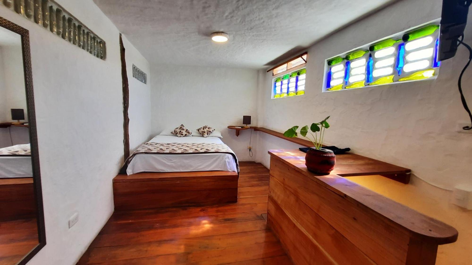 Ferienwohnung Alma De Cedrela Puerto Ayora  Exterior foto