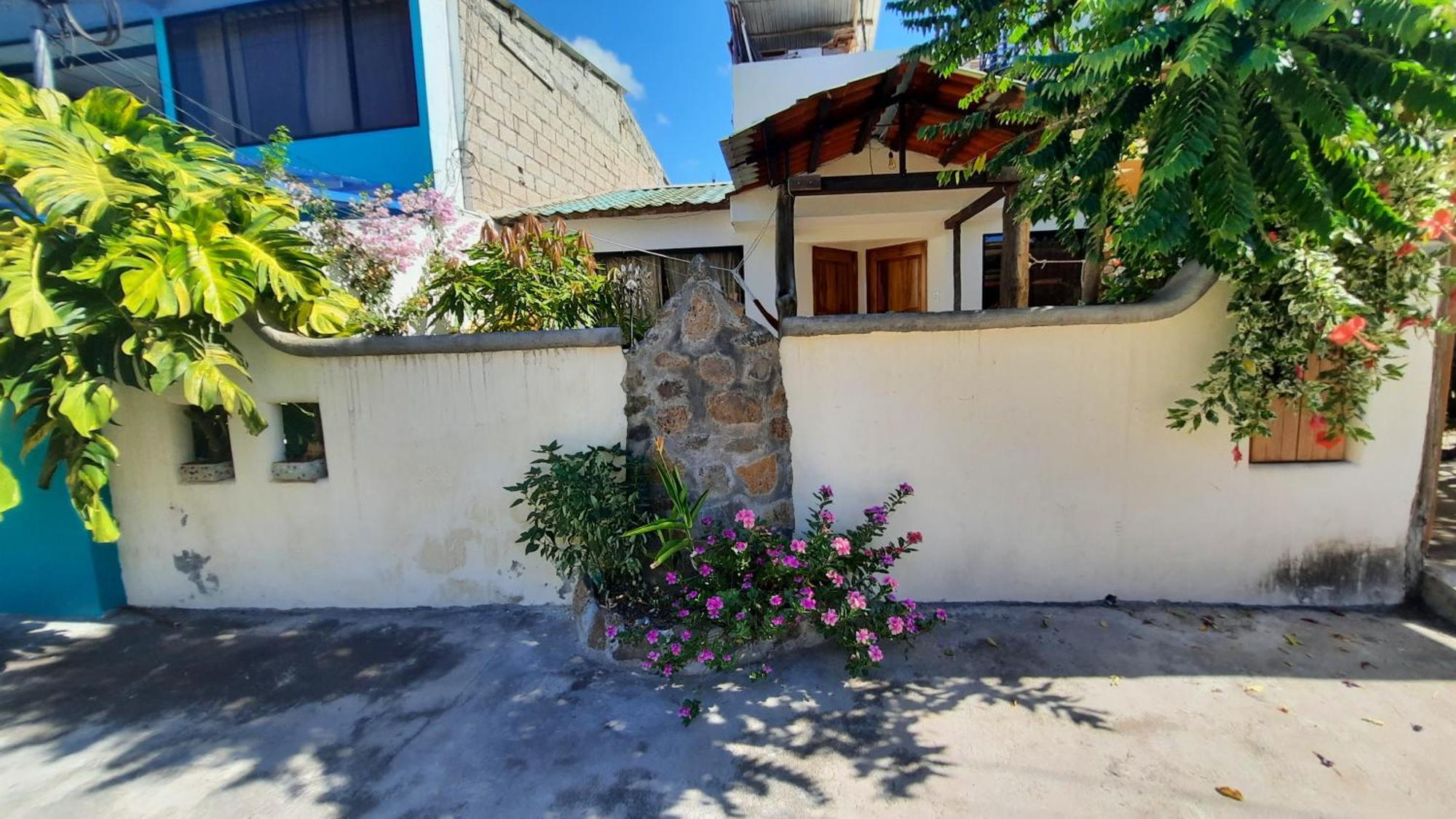 Ferienwohnung Alma De Cedrela Puerto Ayora  Exterior foto