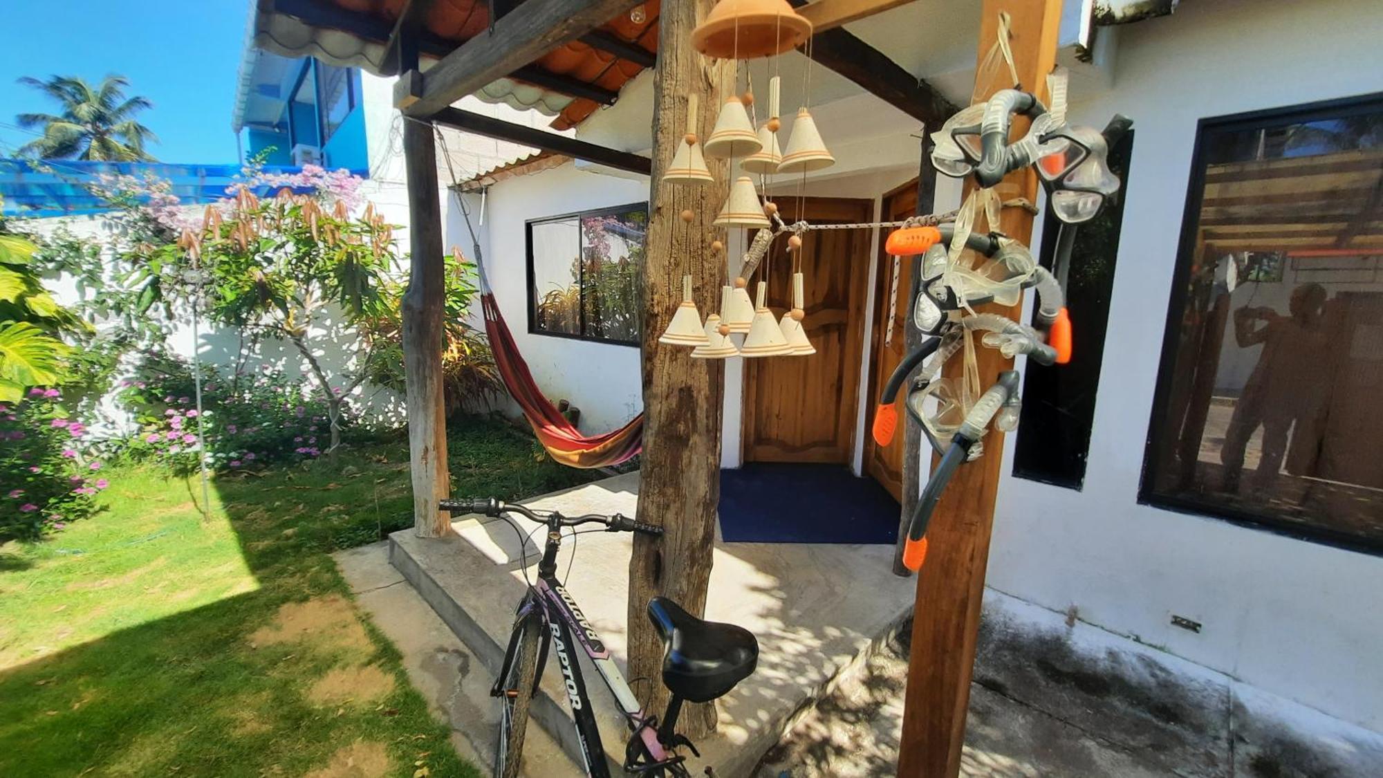 Ferienwohnung Alma De Cedrela Puerto Ayora  Exterior foto
